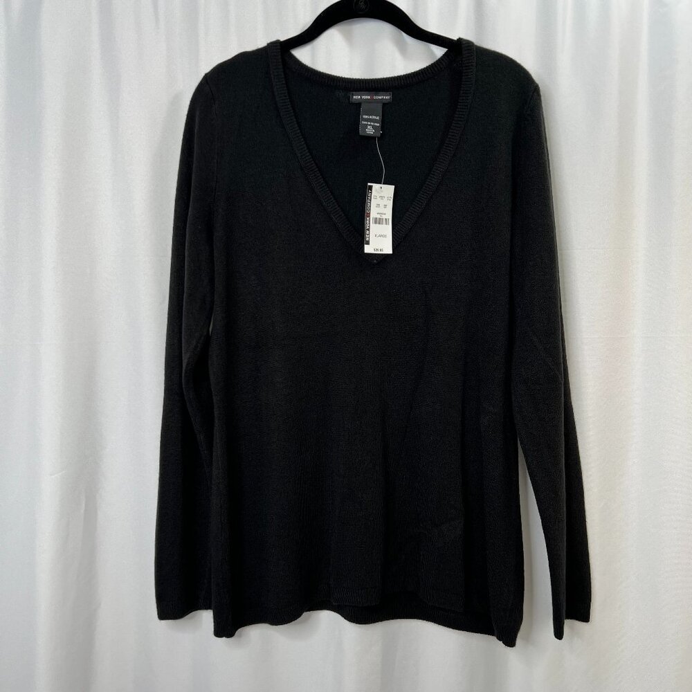 NWT New York & Company V Neck Sweater Woman's XL Black